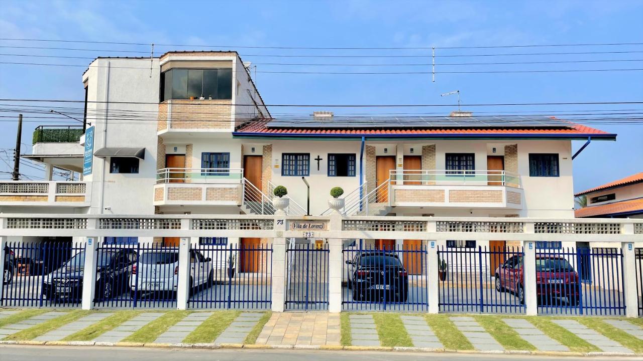 Vila Lorenzi & Apartamentos Ubatuba Εξωτερικό φωτογραφία